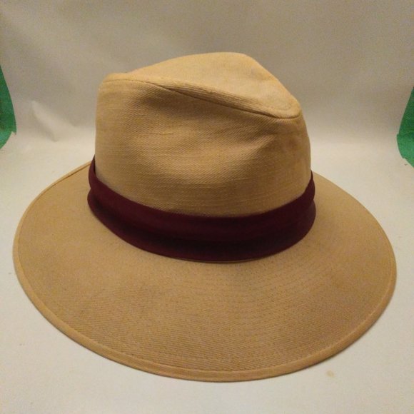 Saks fifth avenue Fedora - Picture 1 of 1
